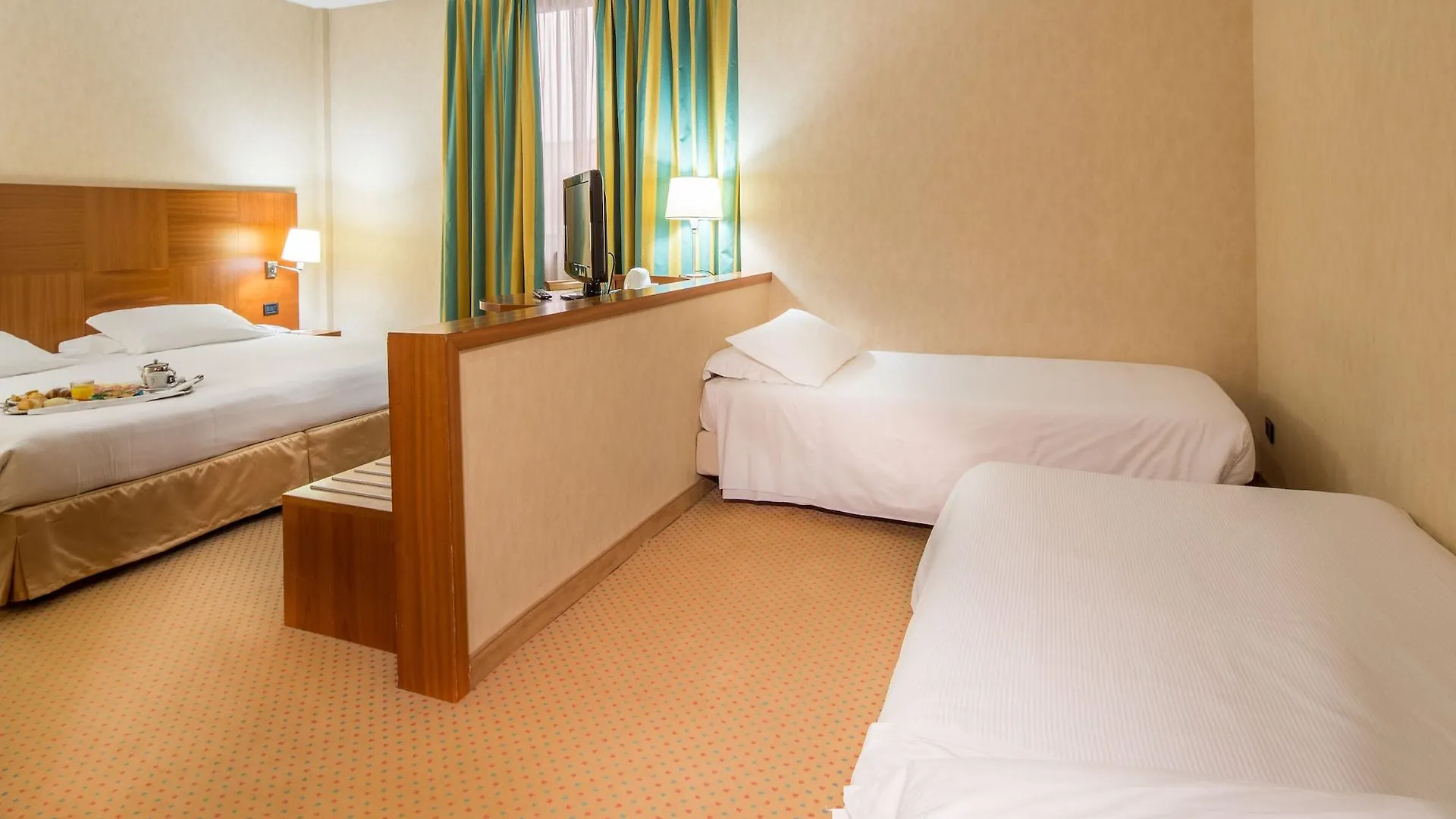 Best Western Cavalieri Della Corona Cardano Al Campo