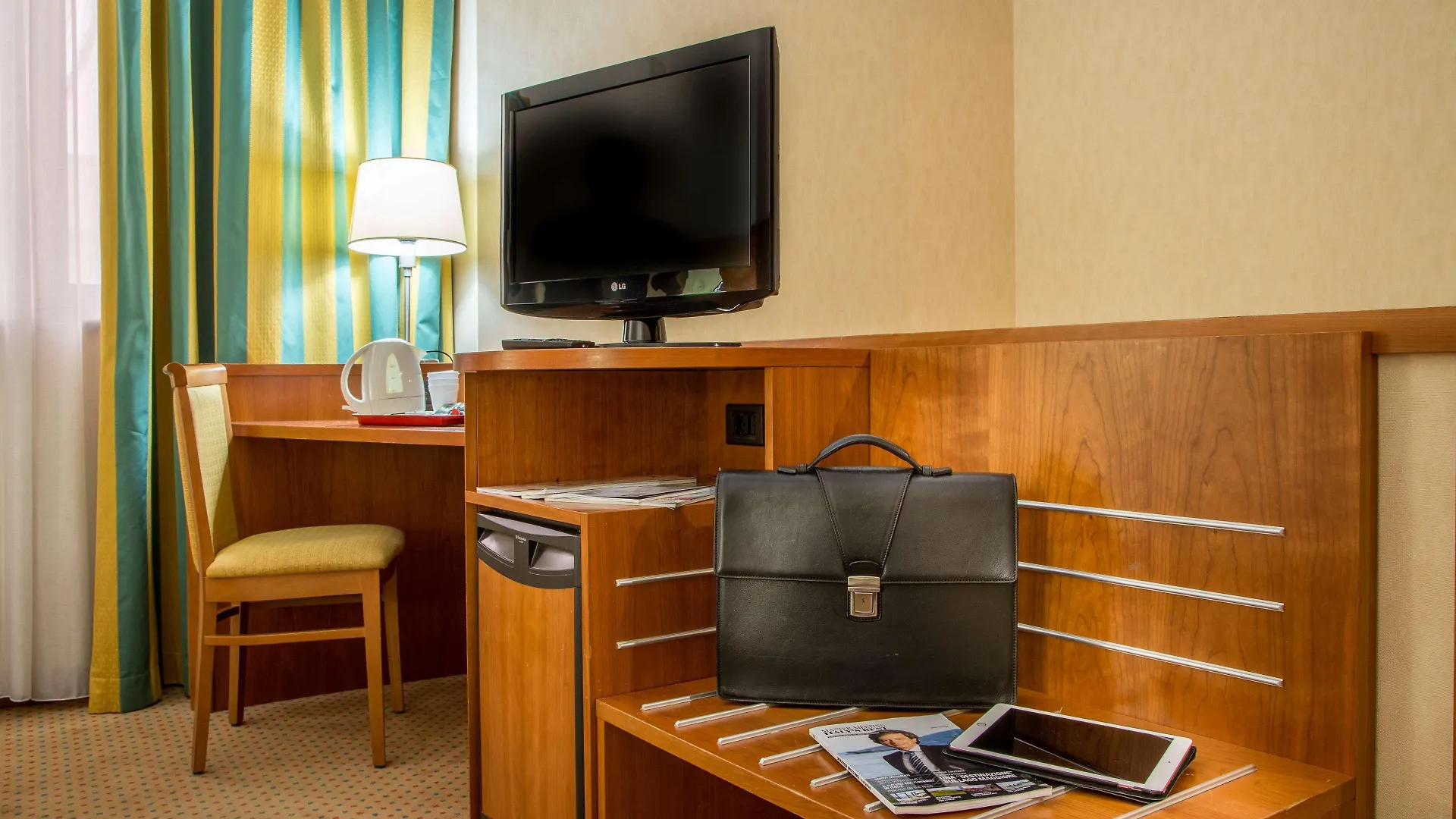 Hotell Best Western Cavalieri Della Corona Cardano Al Campo