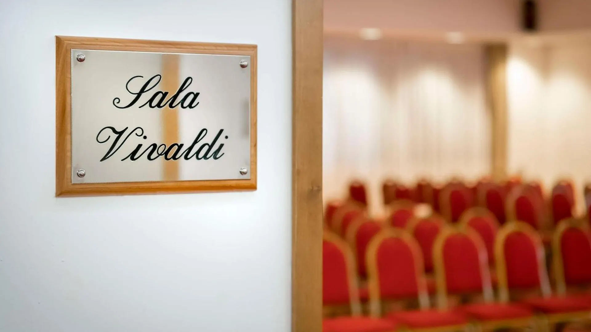 Best Western Cavalieri Della Corona Cardano Al Campo Italien