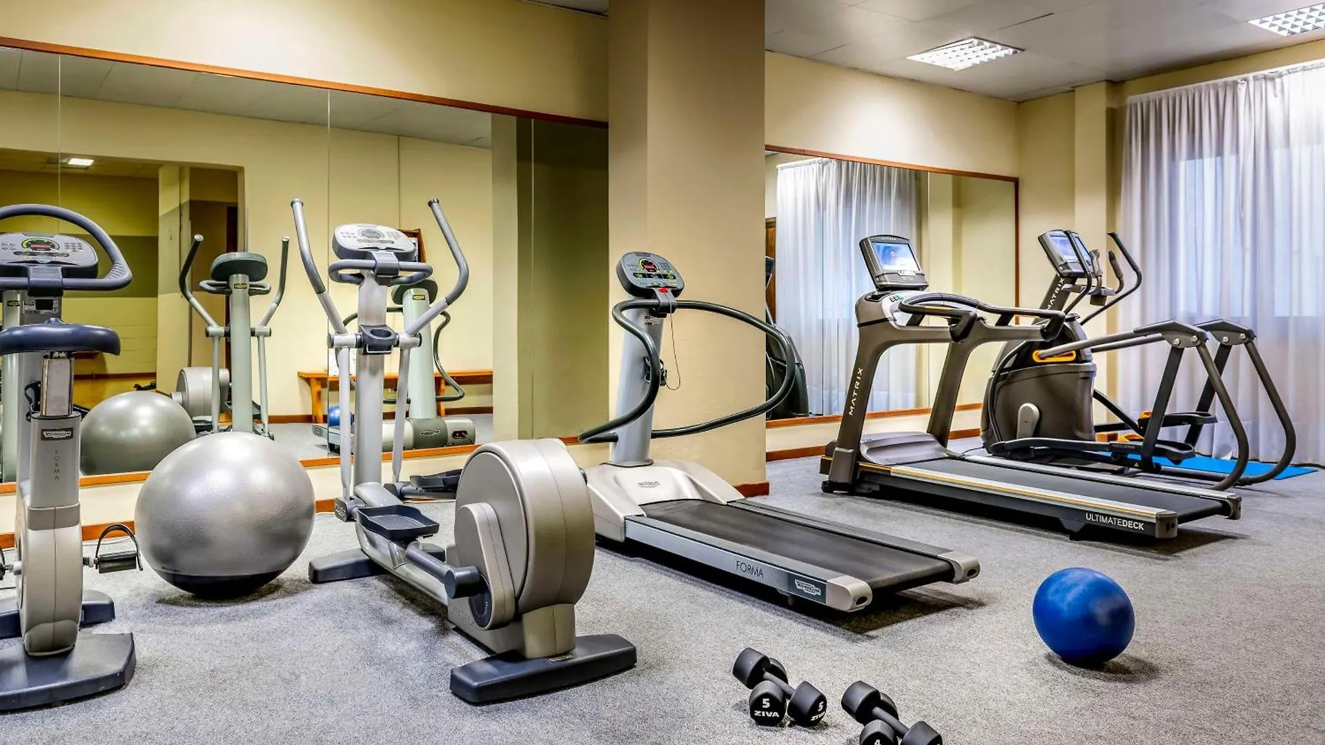 Hotell Best Western Cavalieri Della Corona Cardano Al Campo