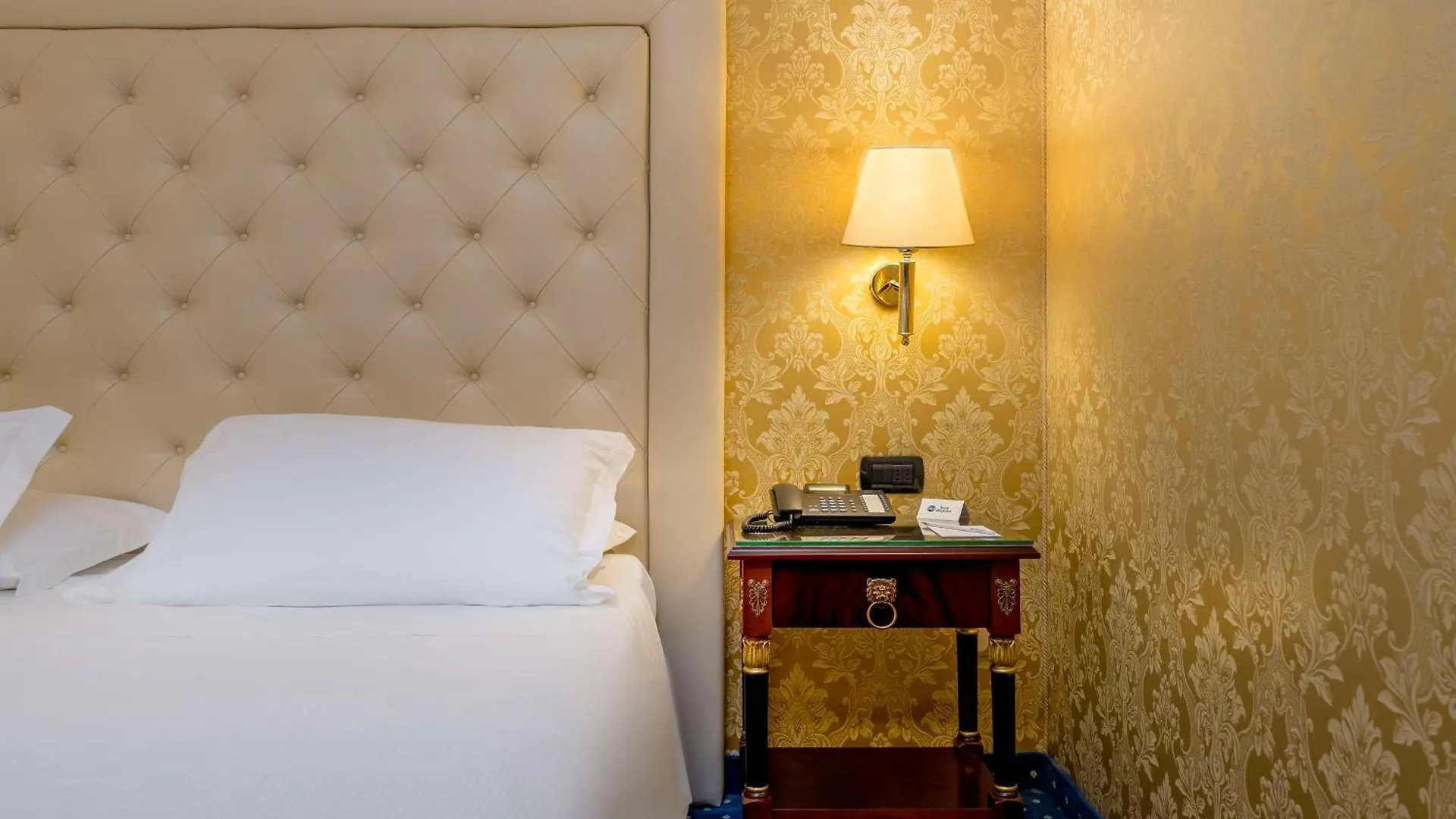 Best Western Cavalieri Della Corona Cardano Al Campo Hotell